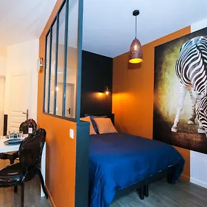 Le Zèbre, T1 Hypercentre Chic Et Cosy, Wifi Par Sovalfi Saint-Etienne (Loire)